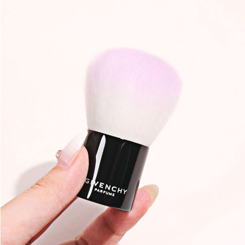 Givenchy  Kabuki Lavender Brush , Givenchy Lavande Lavender Kabuki , แปรง Givenchy , แปรงแต่งหน้า Givenchy , Givenchy ,Kabuki lavender Brush , 